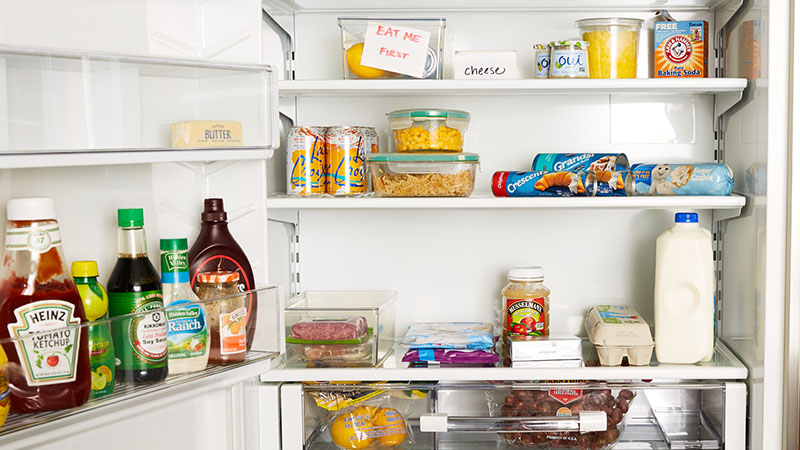 https://www.pillsbury.com/-/media/gmi/core-sites/pb/pb/images/everyday-eats/other/simple-steps-to-organize-your-fridge/simple-steps-to-organize-your-fridge_05.jpg?sc_lang=en?w=800